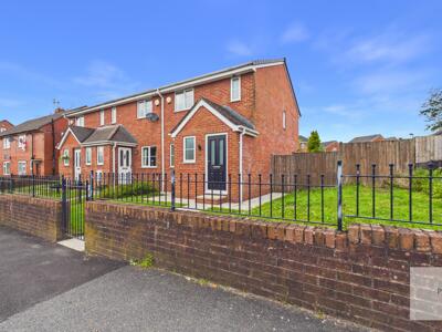 Holme Avenue, Bury